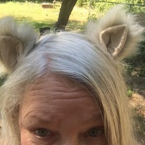 Meet your Posher, Pamela